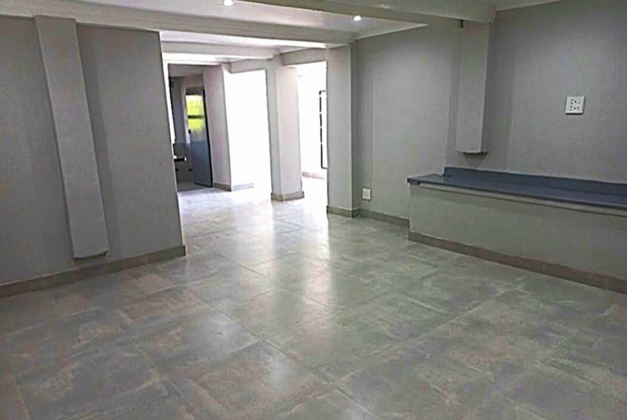 4 Bedroom Property for Sale in Nahoon Valley Park Eastern Cape